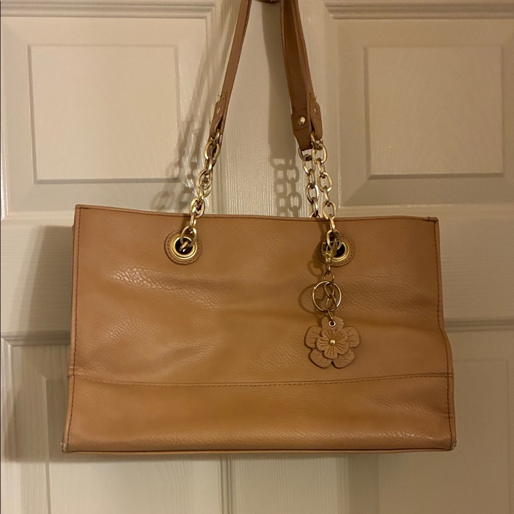 Bueno Tan Shoulder Bag with Gold‎ Chain